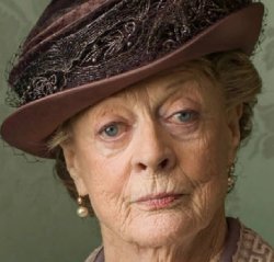 Ha muerto... MAGGIE SMITH