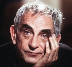 KRZYSZTOF KIESLOWSKI 