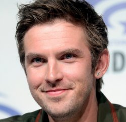 DAN STEVENS