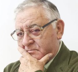 Ha muerto... MANUEL LOURENZO