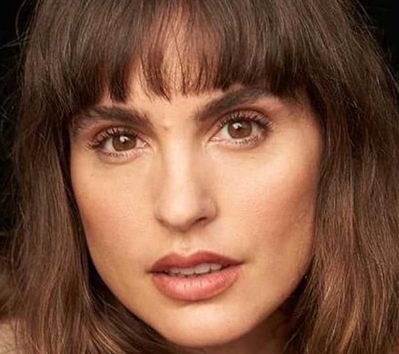 Ha muerto... VERONICA ECHEGUI