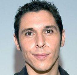 Ha muerto... JAVIER MANRIQUE