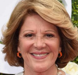 Ha muerto... LINDA LAVIN