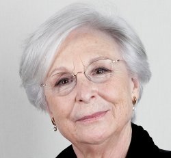 Ha muerto... JOSEFINA MOLINA