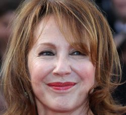 Ha muerto... NATHALIE BAYE
