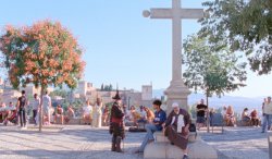 PRIMICIA EN GRANADA DE QUIEN VIO LOS TEMPLOS CAER